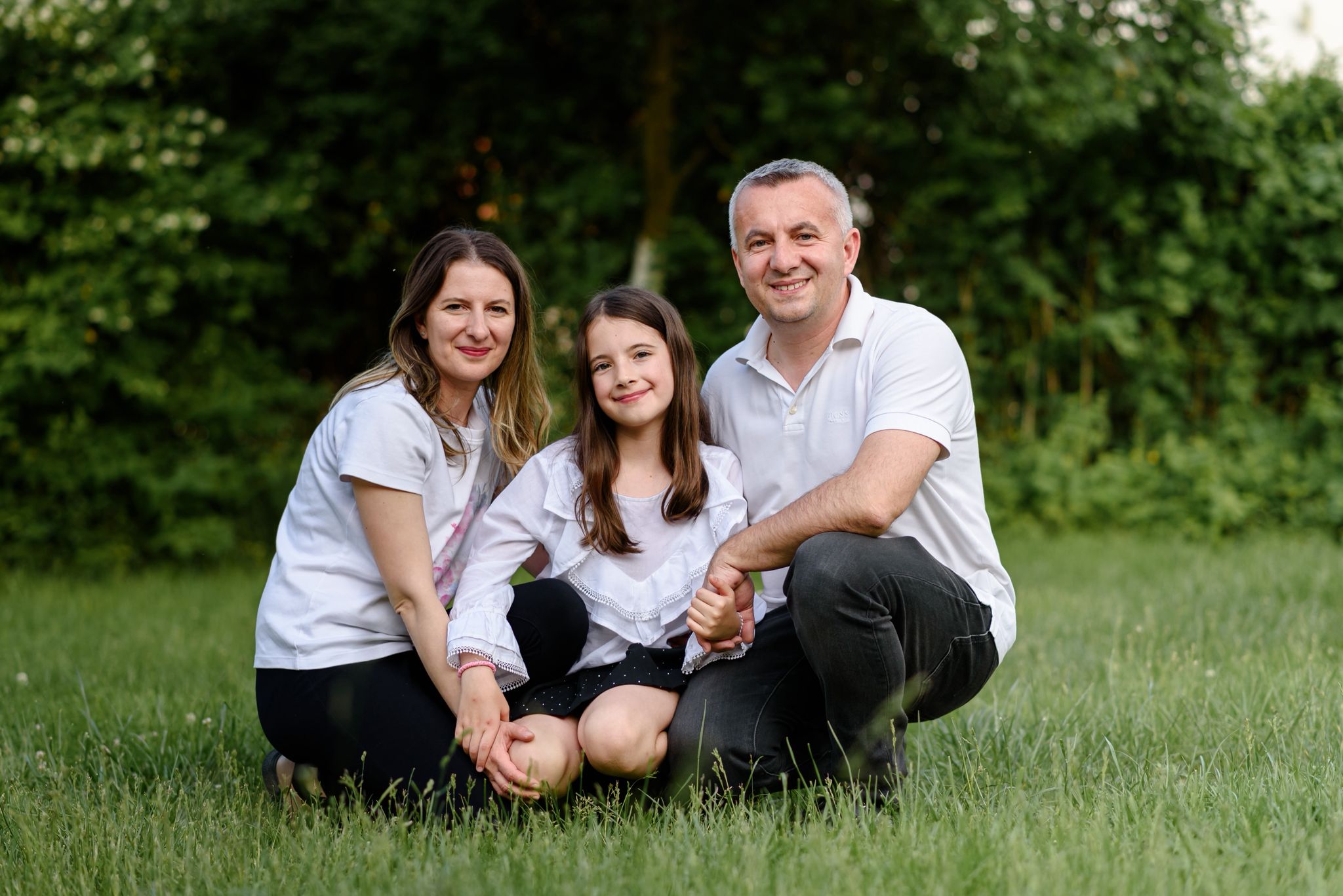 Iulian, Alexandra și Sofia Parau